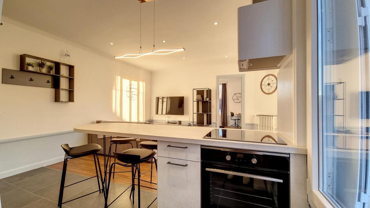 Apartment Spacieux Et Lumineux A 5 Min De La Gare *